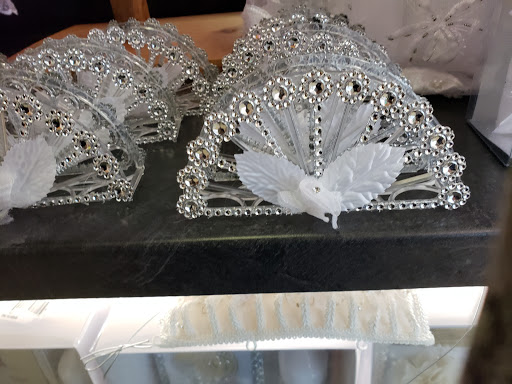 Shopping Mall «Elgin Shopping Mall», reviews and photos, 308 S McLean Blvd, Elgin, IL 60123, USA