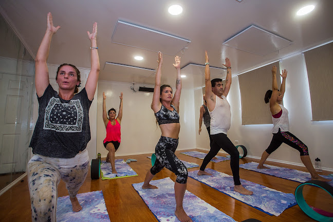 Rashmi Yoga Studio - Centro de yoga