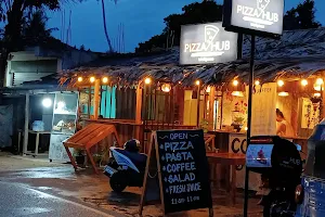 Pizza Hub image