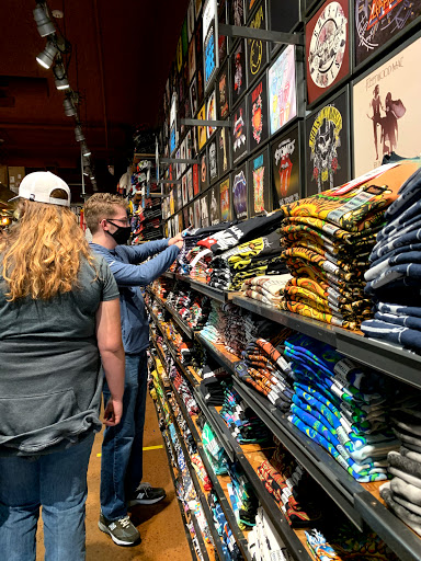 Gift Shop «SPENCER GIFTS», reviews and photos, 4325 Glenwood Ave, Raleigh, NC 27612, USA