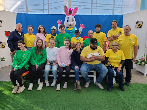 Garden Center «Dees Nursery & Florist», reviews and photos, 69 Atlantic Ave, Oceanside, NY 11572, USA