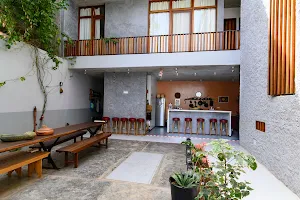 Casa de Poço - Guest House & Gallery image