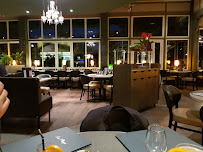 Atmosphère du Restaurant français Restaurant de la Plage à L'Isle-Adam - n°17