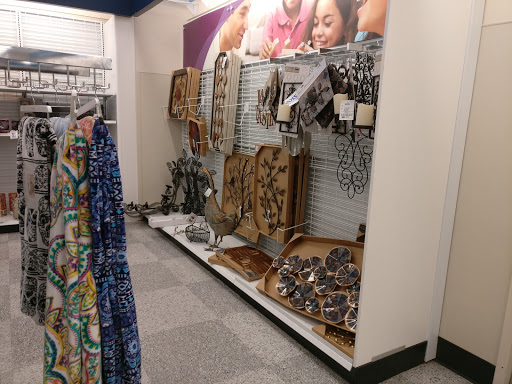 Clothing Store «Ross Dress for Less», reviews and photos, 11840 W 95th St, Overland Park, KS 66214, USA