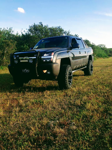 Auto Repair Shop «Mad Hatter Auto Repairs and Mufflers», reviews and photos, 4916 W Linebaugh Ave #101, Tampa, FL 33624, USA