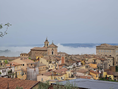 Poggio Mirteto Piazza Ugo Caccia, 02047 Poggio Mirteto RI, Italia