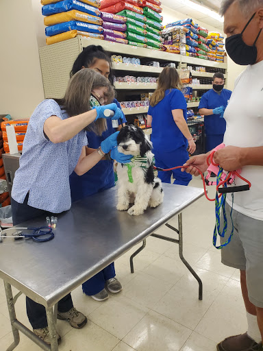 Pet Supply Store «Pet Supplies Plus», reviews and photos, 7570 Pearl Rd, Middleburg Heights, OH 44130, USA