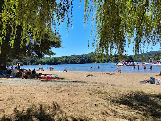 Montagnes Lake Beach