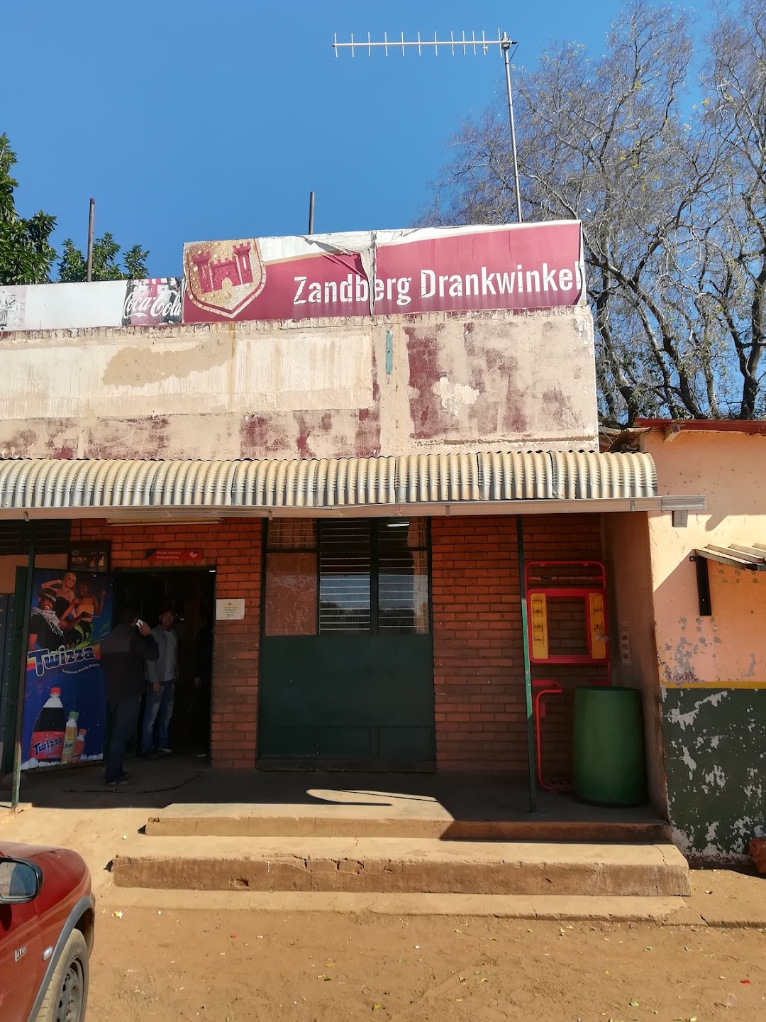 Zandberg Liquor Store & General Dealer