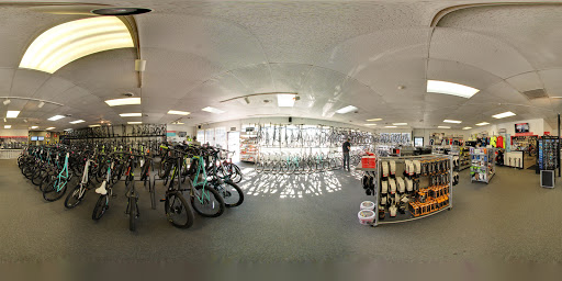 Bicycle Store «Atlanta Cycling - Vinings», reviews and photos, 4335 Cobb Pkwy, Atlanta, GA 30339, USA