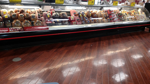 Grocery Store «Farm Fresh», reviews and photos, 3675 Bridge Rd, Suffolk, VA 23435, USA