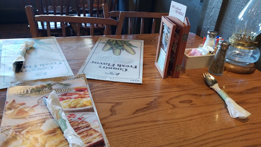 American Restaurant «Cracker Barrel Old Country Store», reviews and photos, 1240 NJ-73, Mt Laurel, NJ 08054, USA
