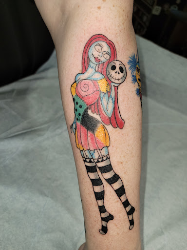 Tattoo Shop «Martian Arts Tattoo Studio», reviews and photos, 3352 SE Hawthorne Blvd, Portland, OR 97214, USA