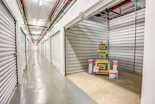 Self-Storage Facility «Metro Self Storage», reviews and photos, 520 W Colfax St, Palatine, IL 60067, USA