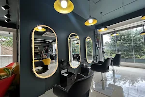 hob-house of beauty Unisex Beauty Salon Thanisandra image