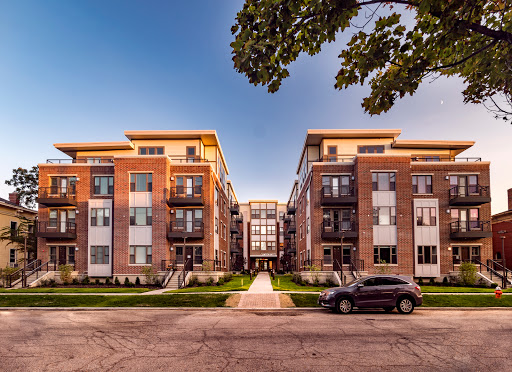 Clinton West Luxury Apartments in Ohio City image 1