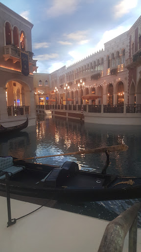 Electronics Store «The Source Electronics», reviews and photos, 3377 S Las Vegas Blvd, Las Vegas, NV 89109, USA