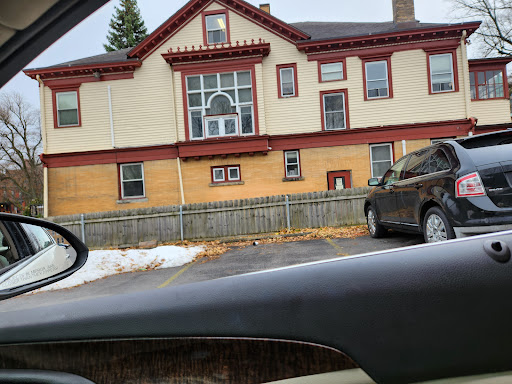 Compass House – Youth Emergency Shelter