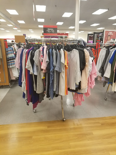 Department Store «T.J. Maxx», reviews and photos, 239 Memorial Ave, West Springfield, MA 01089, USA
