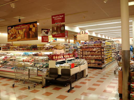 Grocery Store «Market Basket», reviews and photos, 139 Endicott St, Danvers, MA 01923, USA