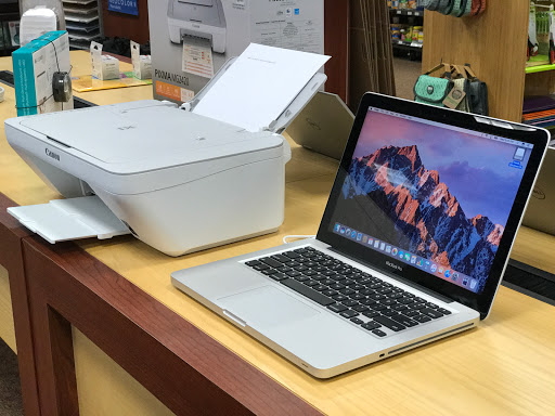 Sportswear Store «UMASS Store», reviews and photos, 1 Campus Center Way, Amherst, MA 01003, USA