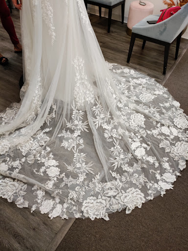 Bridal Shop «Mariée Bridal», reviews and photos, 8787 N Scottsdale Rd, Scottsdale, AZ 85258, USA