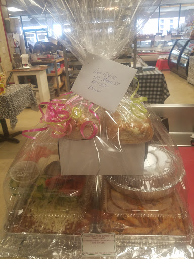 Deli «International Food Gourmet», reviews and photos, 57 Oak St Ext, Brockton, MA 02301, USA