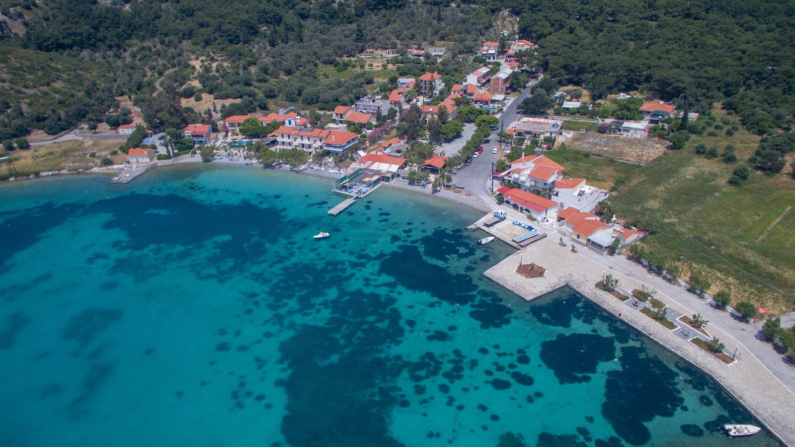 Fotografija Port of Posidonio z majhen zaliv