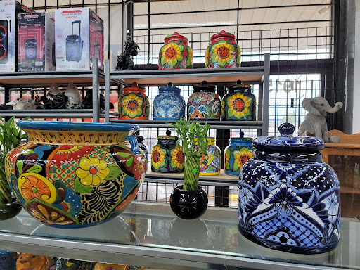 Thrift Store «Thrift & Dollar Mart», reviews and photos, 1915 E Park Row Dr, Arlington, TX 76010, USA