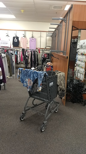 Clothing Store «Burlington Coat Factory», reviews and photos, 233 Broad St, Bridgewater, MA 02324, USA