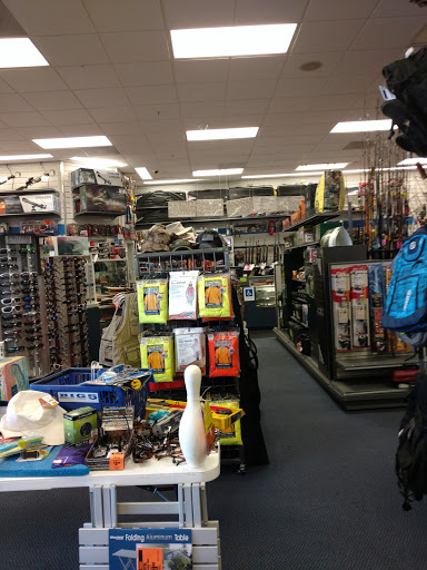 Sporting Goods Store «Big 5 Sporting Goods», reviews and photos, 16963 Sierra Lakes Pkwy, Fontana, CA 92336, USA