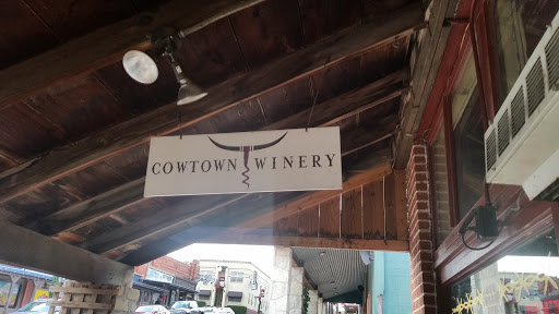Winery «Cowtown Winery», reviews and photos, 112 W Exchange Ave, Fort Worth, TX 76164, USA
