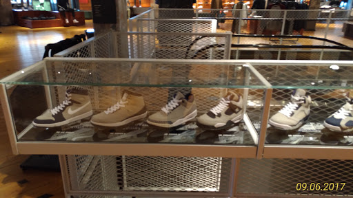 Clothing Store «Nike Georgetown», reviews and photos, 3040 M St NW, Washington, DC 20007, USA