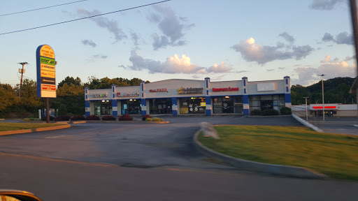 Cell Phone Store «Cricket Wireless Authorized Retailer», reviews and photos, 1425 E Stone Dr #1, Kingsport, TN 37660, USA