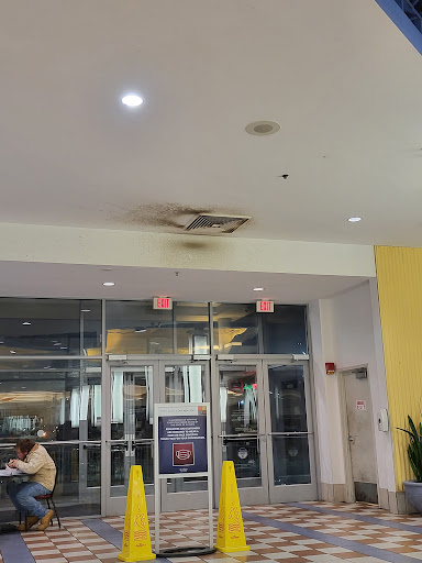 Shopping Mall «St. Clair Square», reviews and photos, 134 St Clair Square, Fairview Heights, IL 62208, USA