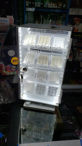 Gift Shop «Stay fly smoke shop», reviews and photos, 2645 El Camino Ave, Sacramento, CA 95821, USA