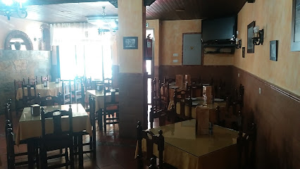 Restaurante Avenida - Av. de Cristóbal Colón, 111, 21002 Huelva, Spain