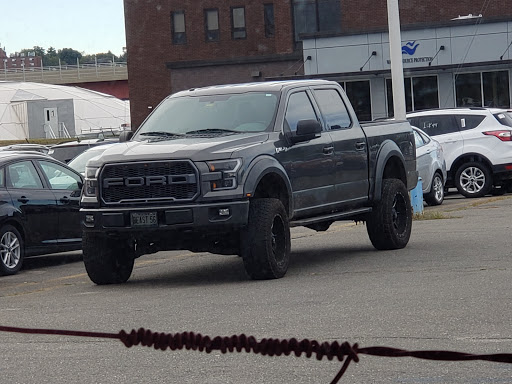 Car Dealer «Yankee Ford Sales & Service», reviews and photos, 165 Waterman Dr, South Portland, ME 04106, USA