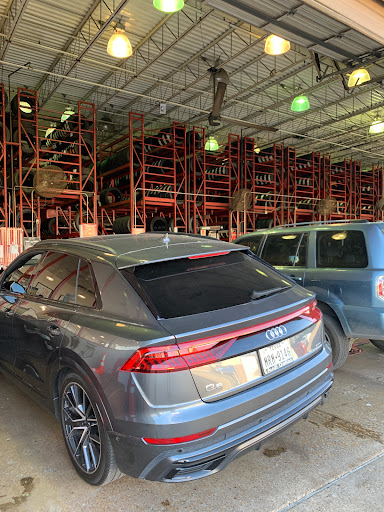 Tire Shop «Discount Tire», reviews and photos, 6616 Northwest Hwy, Dallas, TX 75231, USA