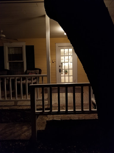 Boutique Hotel «Inn On The River», reviews and photos, 205 SW Barnard St, Glen Rose, TX 76043, USA