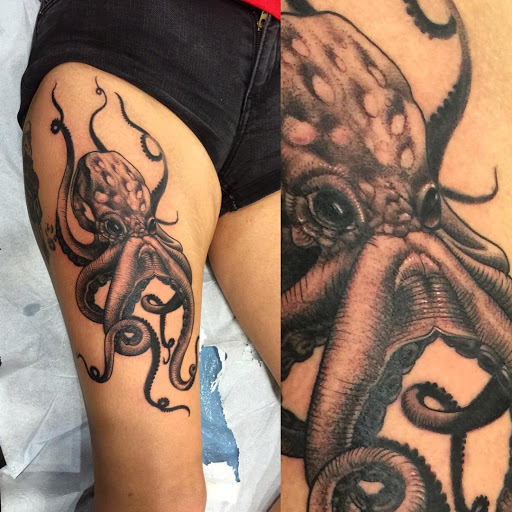 Tattoo Shop «Heroes & Ghosts Tattoo», reviews and photos, 3035 W Cary St, Richmond, VA 23221, USA