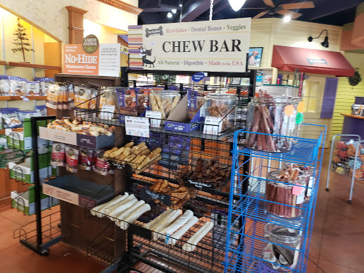 Pet Supply Store «Three Dog Bakery Inc», reviews and photos, 3929 Chenoweth Square, Louisville, KY 40207, USA