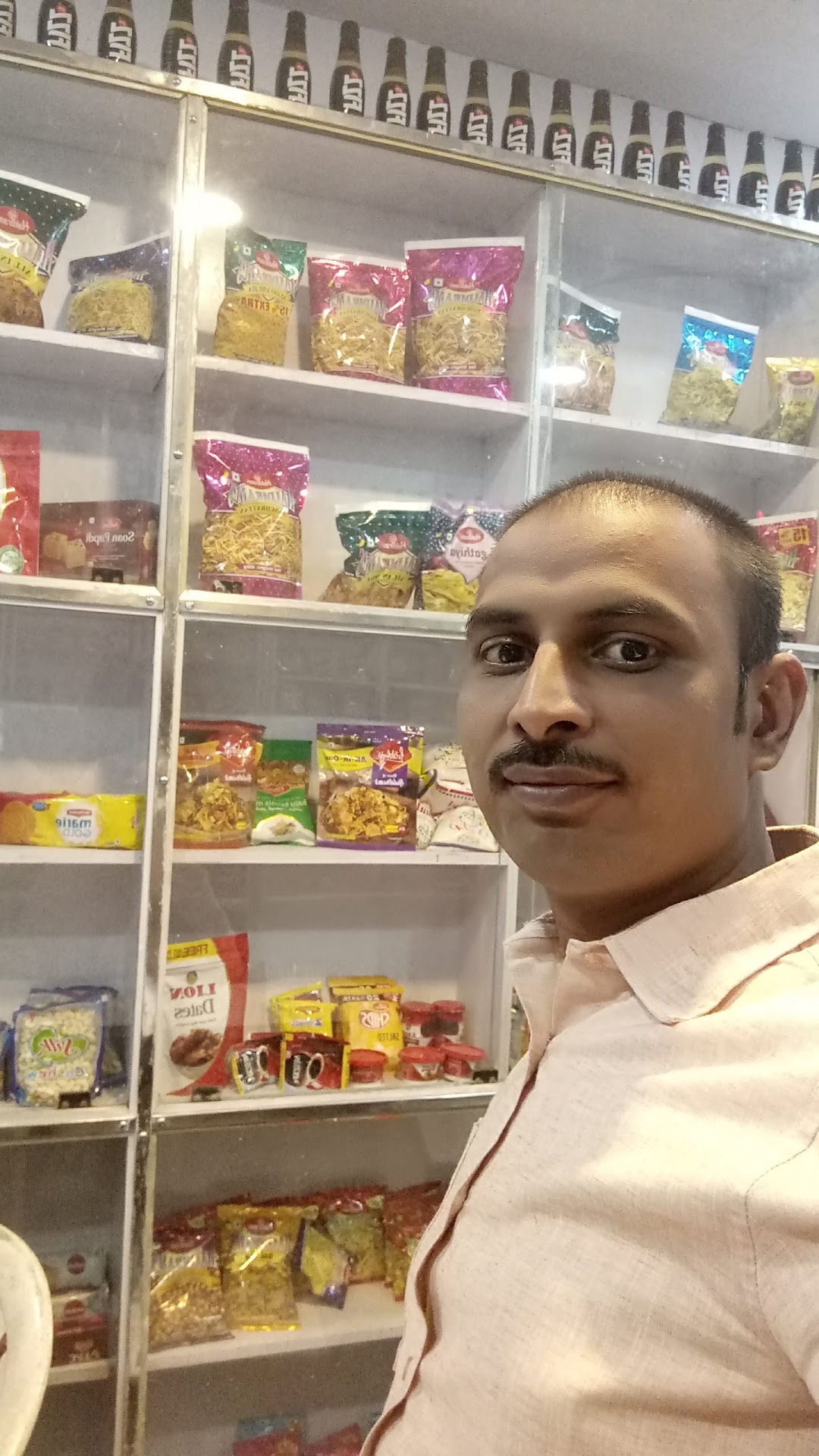 Pandey Snacks