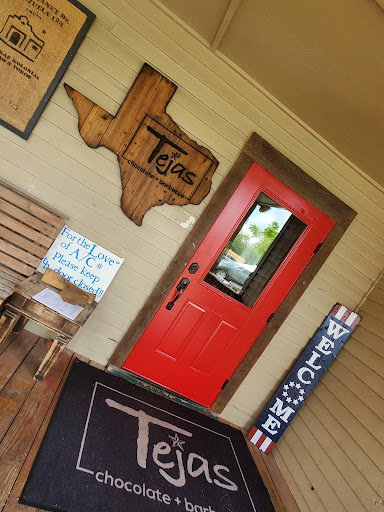 Barbecue Restaurant «Tejas Chocolate Craftory», reviews and photos, 200 N Elm St, Tomball, TX 77375, USA