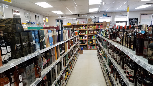 Liquor Store «Twinsburg Beer Wine & Liquor», reviews and photos, 9224 Darrow Rd, Twinsburg, OH 44087, USA