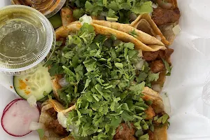Tacos la Rancherita Food Truck image