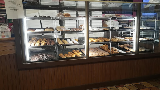Donut Shop «Puffy Cream Donuts Plus», reviews and photos, 3390 Coachman Rd, Eagan, MN 55121, USA