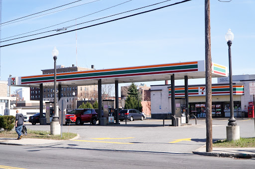 7-Eleven, 100 Lowell St, Lawrence, MA 01840, USA, 