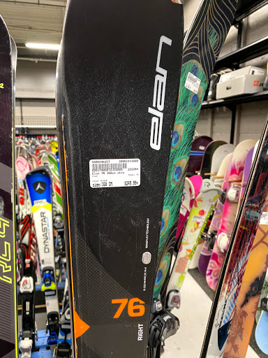 Sporting Goods Store «Play It Again Sports», reviews and photos, 62 Montvale Ave E, Stoneham, MA 02180, USA