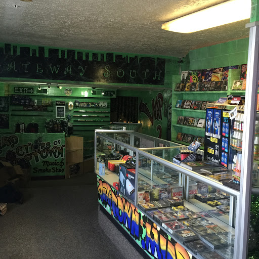 Tobacco Shop «Head Doctors Smoke Shop», reviews and photos, 3508 Madison Ave, Indianapolis, IN 46227, USA